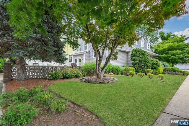 1 Buena Vista Avenue, Hawthorne, NJ 07506