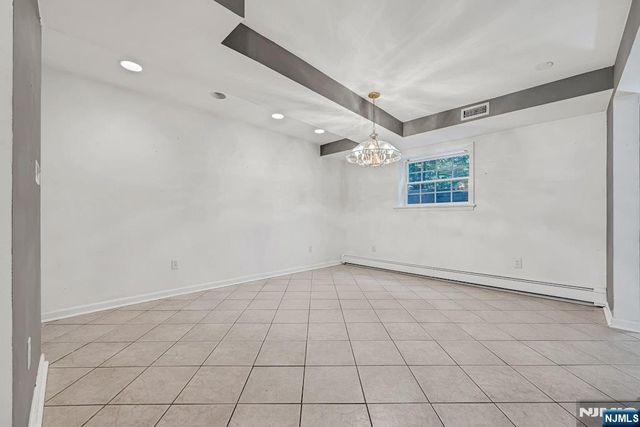 1 Buena Vista Avenue, Hawthorne, NJ 07506
