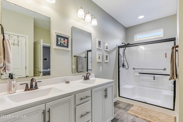 1831 Bards Drive SE, Bolivia, NC 28422