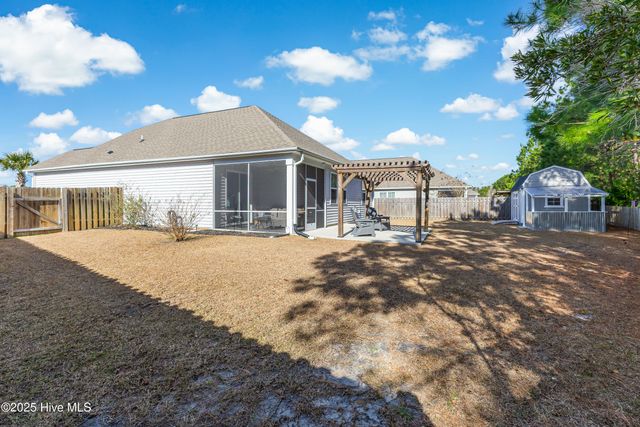 1831 Bards Drive SE, Bolivia, NC 28422