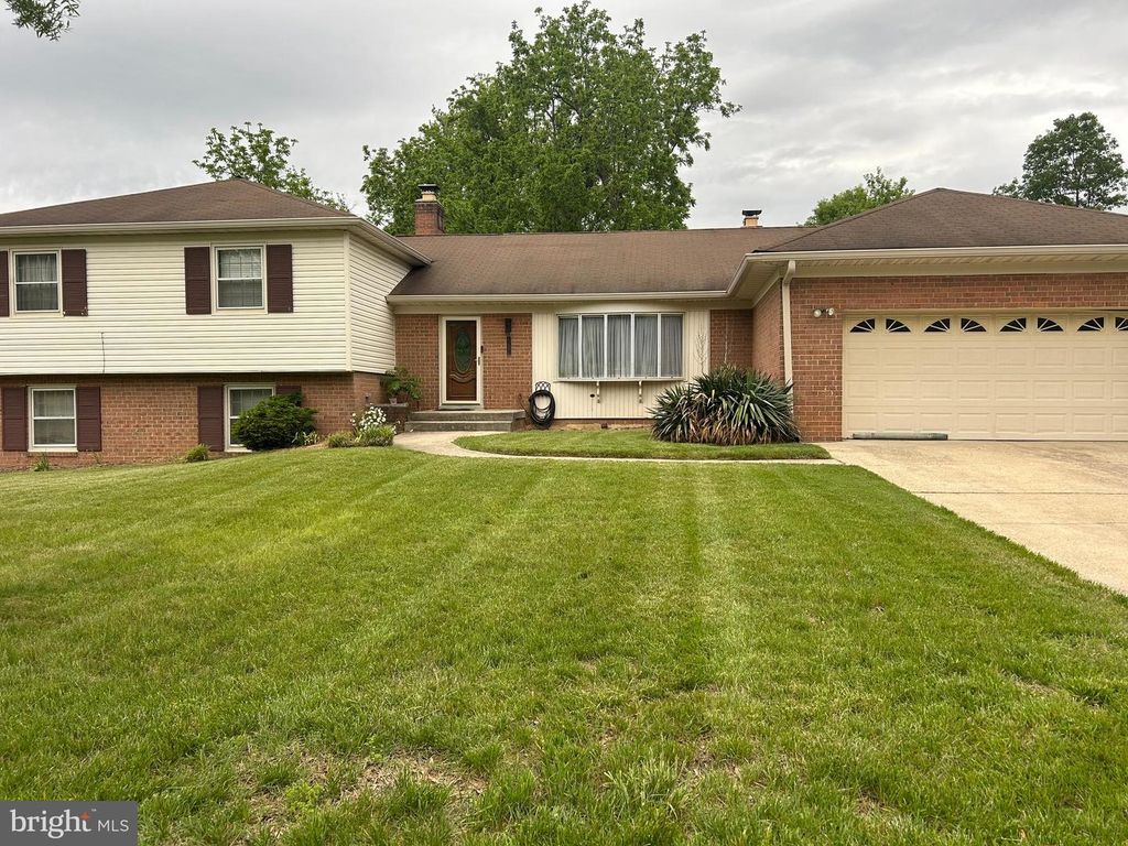 11500 CHANTILLY LN, Bowie, MD 20721