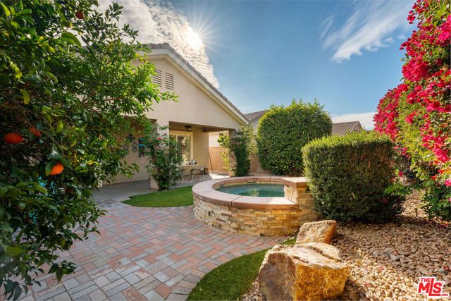 78658 Rockwell Circle, Palm Desert, CA 92211