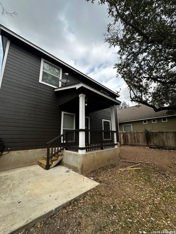 10706 Axis Xing, San Antonio, TX 78245