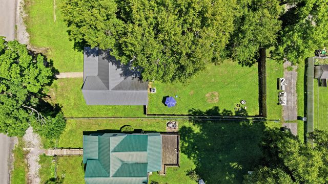 305 Pine Avenue, South Pittsburg, TN 37380