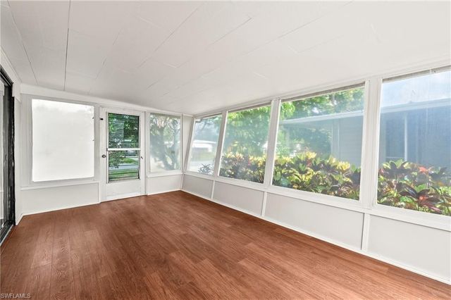 40 Le Mans DR, Naples, FL 34112