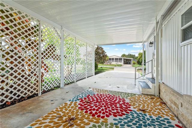 40 Le Mans DR, Naples, FL 34112