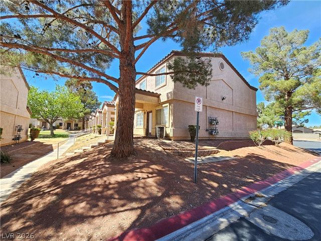 2521 Sierra Luna Avenue 101, Las Vegas, NV 89106