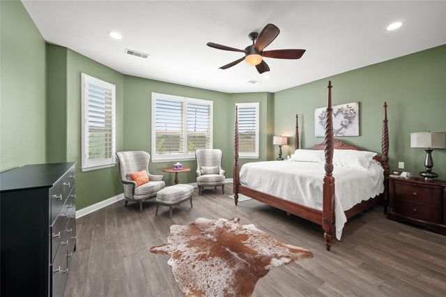 2803 Parkside Village Court, Pearland, TX 77581