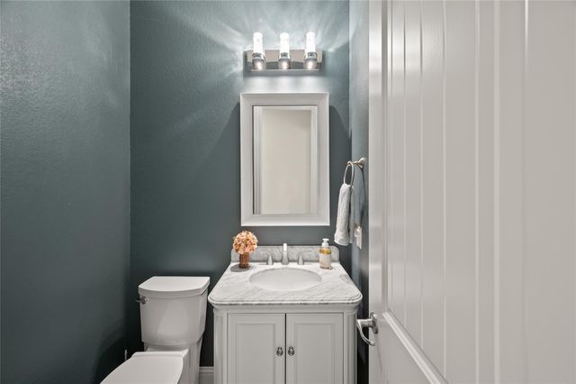 2803 Parkside Village Court, Pearland, TX 77581