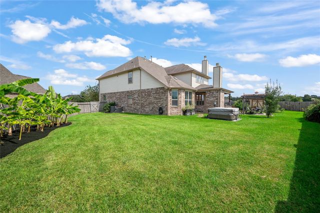 2803 Parkside Village Court, Pearland, TX 77581