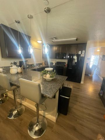 486 E San Pedro St, Merced, CA 95341