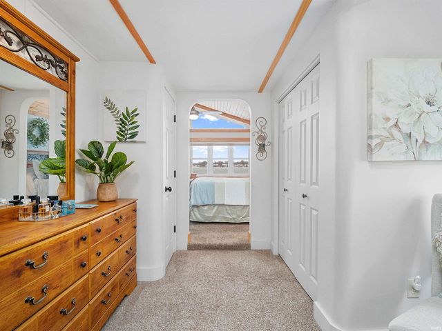 6001 E Island Avenue, Syracuse, IN 46567