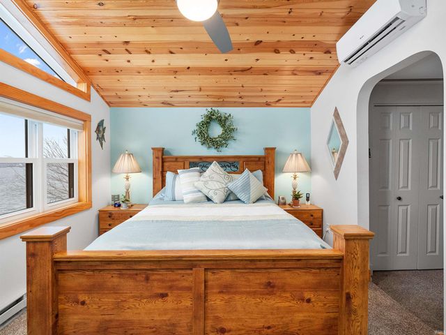 6001 E Island Avenue, Syracuse, IN 46567