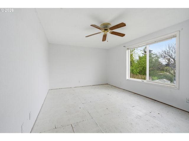 510 Nw CHURCHMAN, Willamina, OR 97396