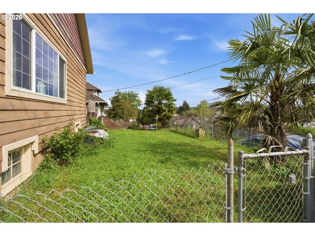 510 Nw CHURCHMAN, Willamina, OR 97396