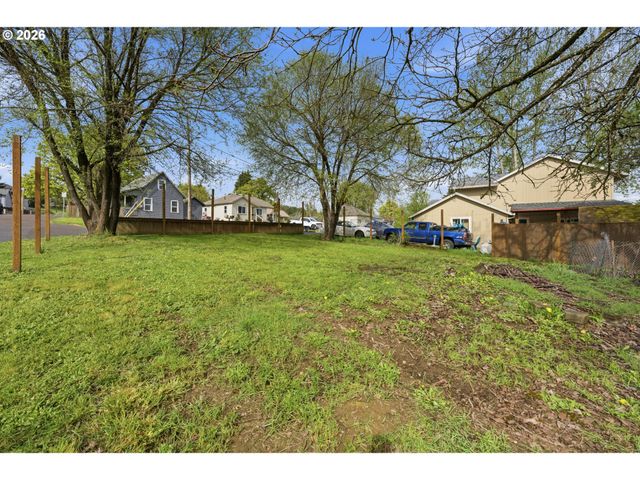 510 Nw CHURCHMAN, Willamina, OR 97396