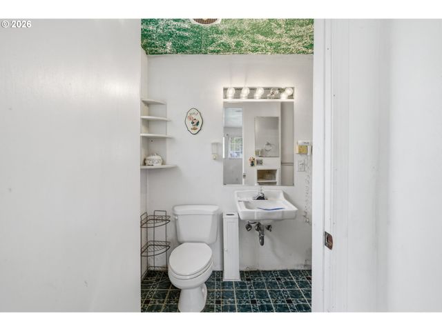 510 Nw CHURCHMAN, Willamina, OR 97396