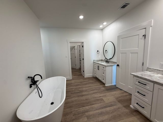 10 Republican Meadow Lane, Greenbrier, AR 72058