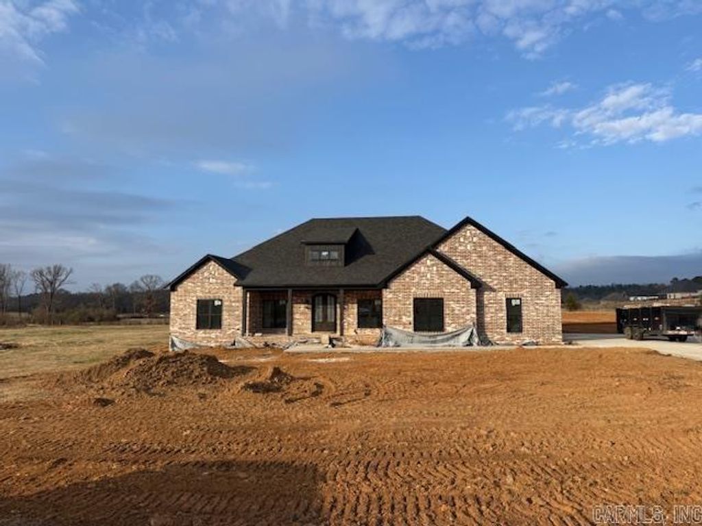 10 Republican Meadow Lane, Greenbrier, AR 72058