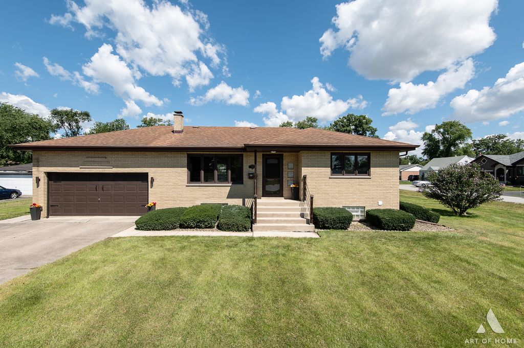 6710 W 115th Street, Worth, IL 60482