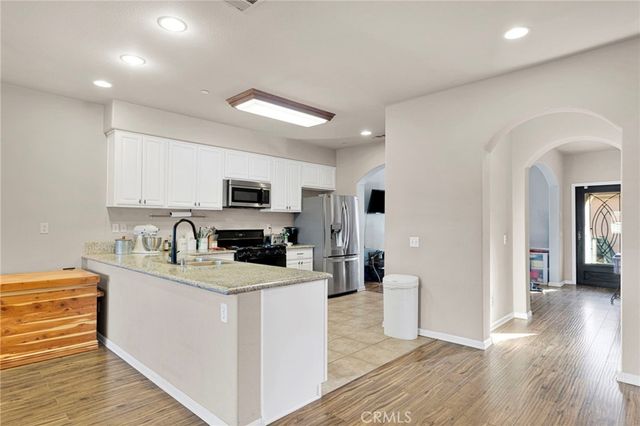 14193 Jicarilla Road 302, Apple Valley, CA 92307