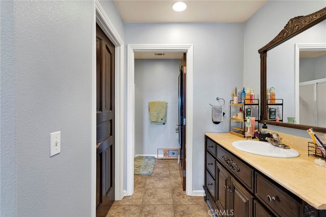 14193 Jicarilla Road 302, Apple Valley, CA 92307