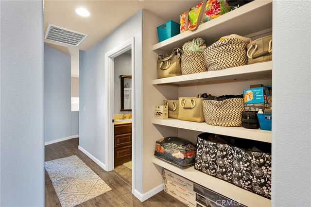 14193 Jicarilla Road 302, Apple Valley, CA 92307