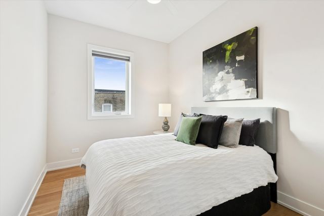 4859 N Ashland Avenue 2E, Chicago, IL 60640