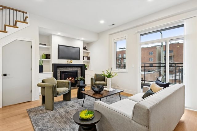 4859 N Ashland Avenue 2E, Chicago, IL 60640