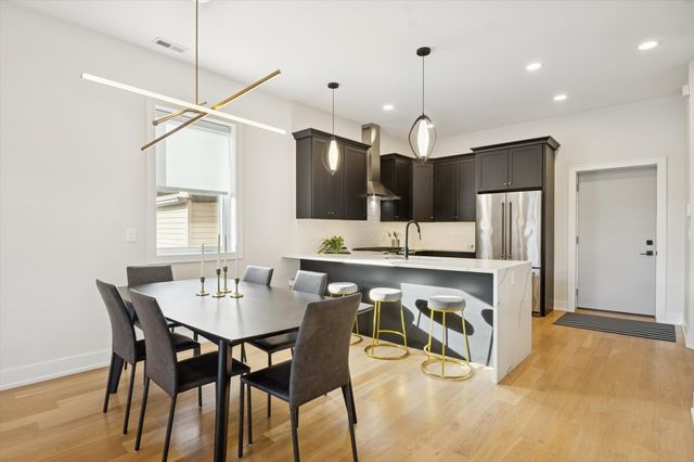 4859 N Ashland Avenue 2E, Chicago, IL 60640