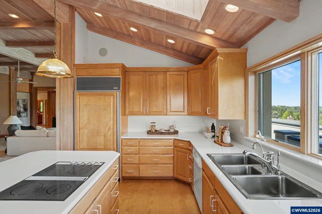 3485 Cherokee Dr S, Salem, OR 97302