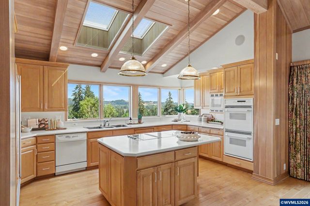 3485 Cherokee Dr S, Salem, OR 97302