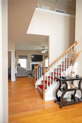 1336 Pondhaven Drive, High Point, NC 27265