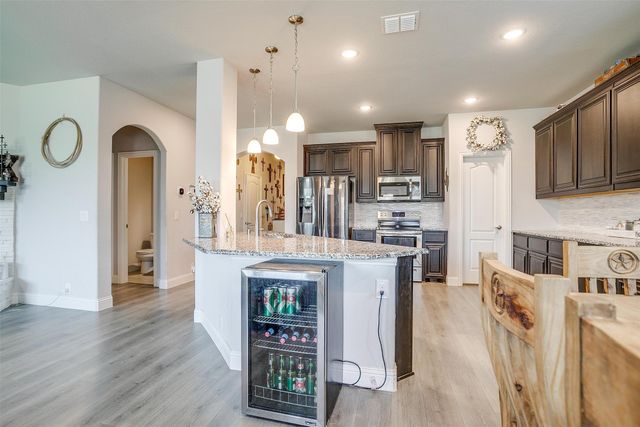 433 Joseph Lane, Crowley, TX 76036