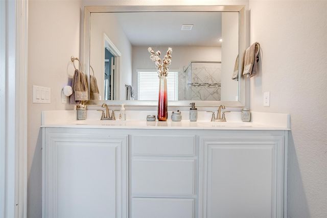 433 Joseph Lane, Crowley, TX 76036