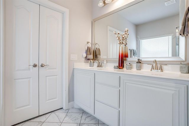 433 Joseph Lane, Crowley, TX 76036