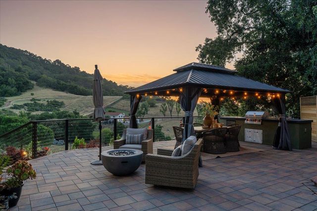 20041 Mann Oak Court, San Jose, CA 95120