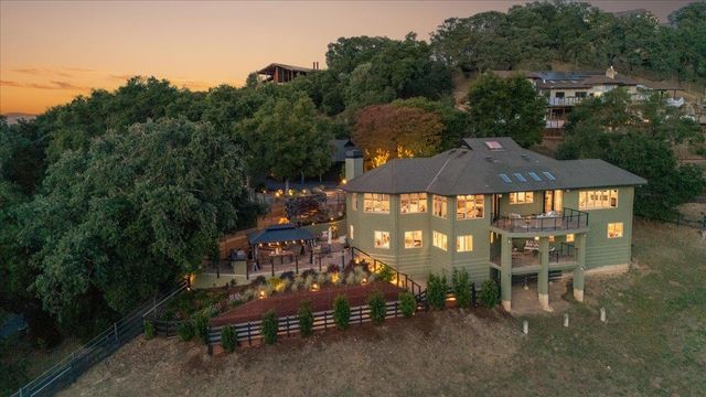 20041 Mann Oak Court, San Jose, CA 95120