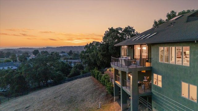 20041 Mann Oak Court, San Jose, CA 95120