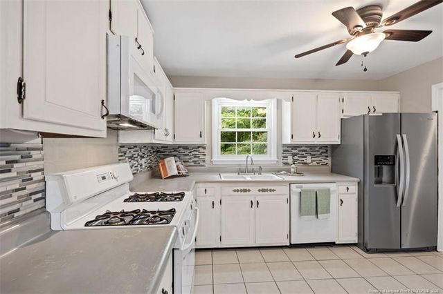446 Shoreline Drive, Fayetteville, NC 28311