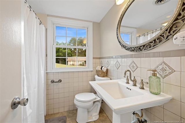 446 Shoreline Drive, Fayetteville, NC 28311