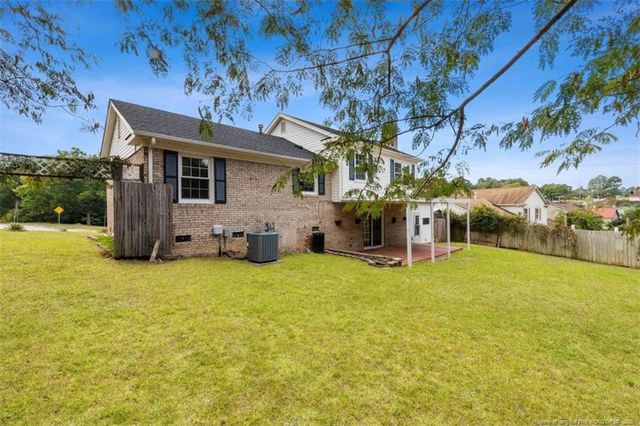 446 Shoreline Drive, Fayetteville, NC 28311