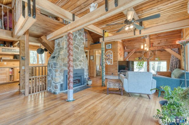 46 Hillyndale Road, Mansfield, CT 06268