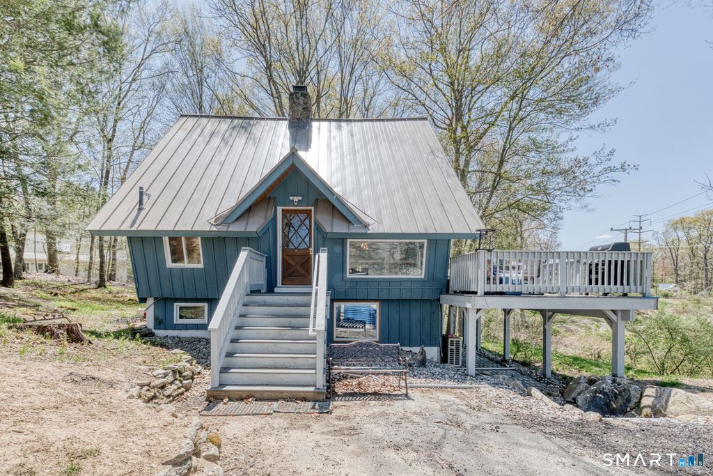 46 Hillyndale Road, Mansfield, CT 06268