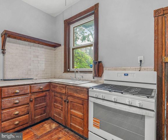 4239 OSAGE AVE, Philadelphia, PA 19104