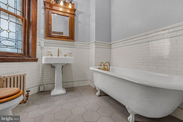 4239 OSAGE AVE, Philadelphia, PA 19104