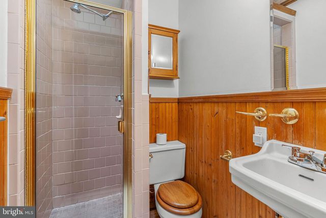 4239 OSAGE AVE, Philadelphia, PA 19104