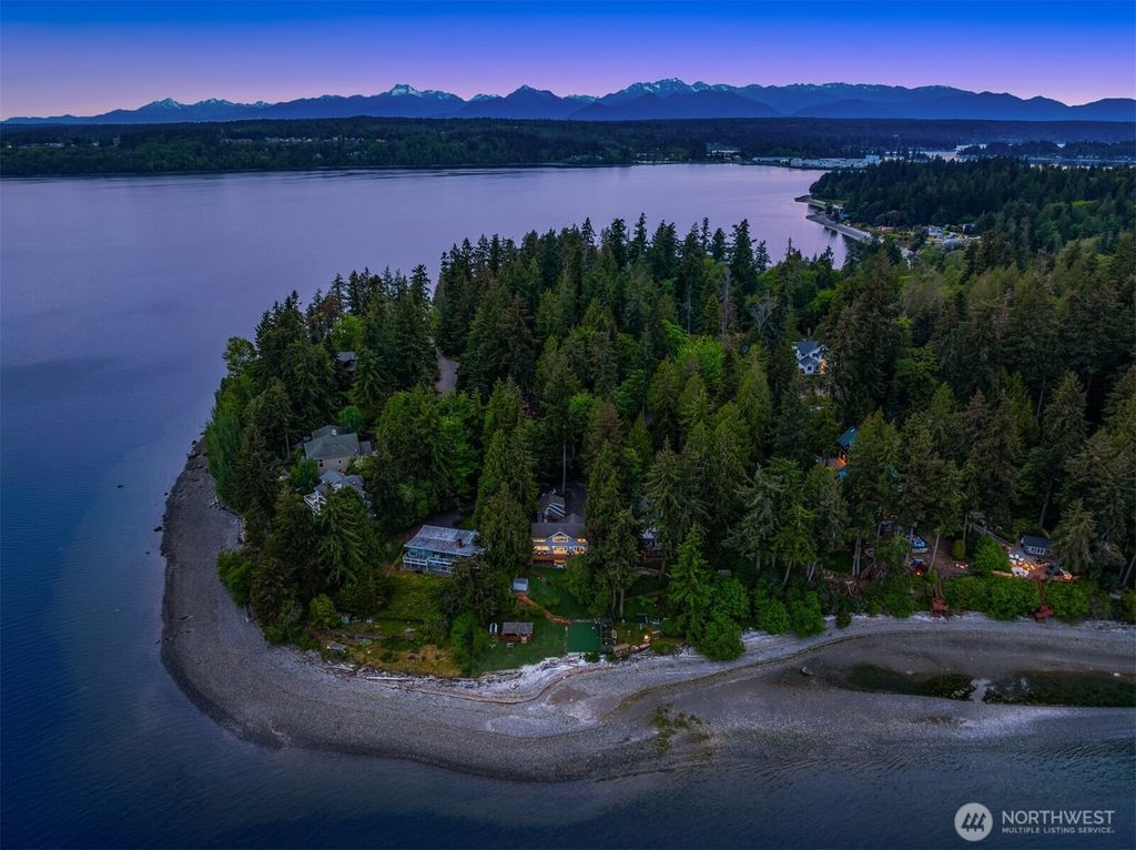 14130 Sandy Hook Road NE, Poulsbo, WA 98370