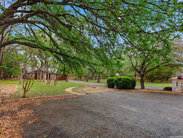 2703 Oak Haven, San Marcos, TX 78666