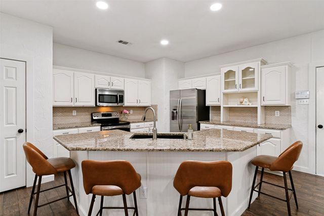 1703 Summerwind Court, Lewisville, TX 75077